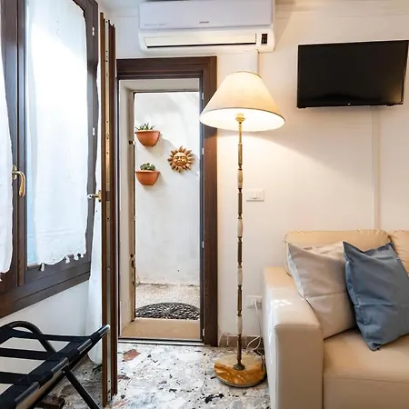 Appartamento Ai Miracoli Venedig Exterior foto
